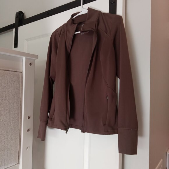 GREAT All in Motion Chocolate Full-Zip Jacket - Picture 1 of 4